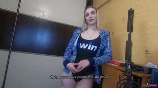 Deartháir níos sine ar fáil ar a dheirfiúr beag a thuilleamh roinnt airgid le cabhair óna chorp! Creampie pussy faoi dhó!