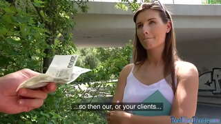 Սեքս այգում տեսակետով cute եվրոպական любительницей